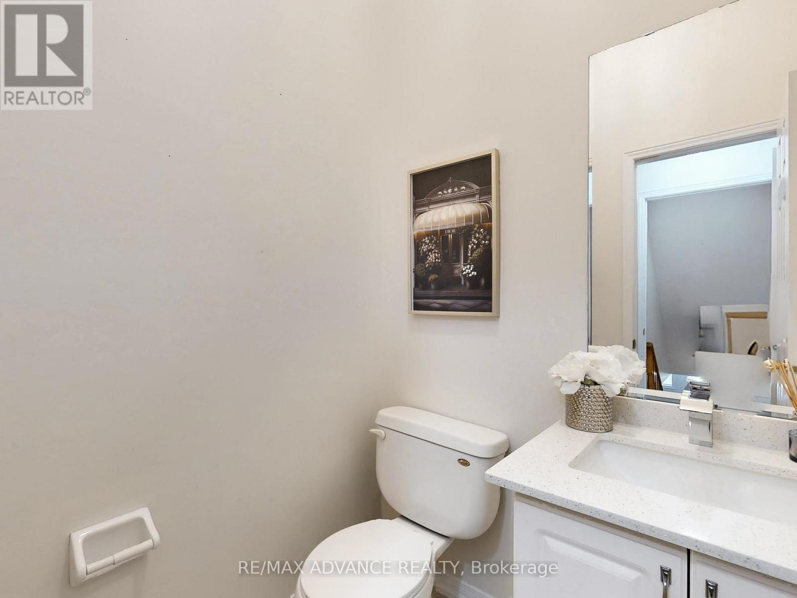 24 Martell Gate, Aurora, Ontario  L4G 0C4 - Photo 17 - N12676054