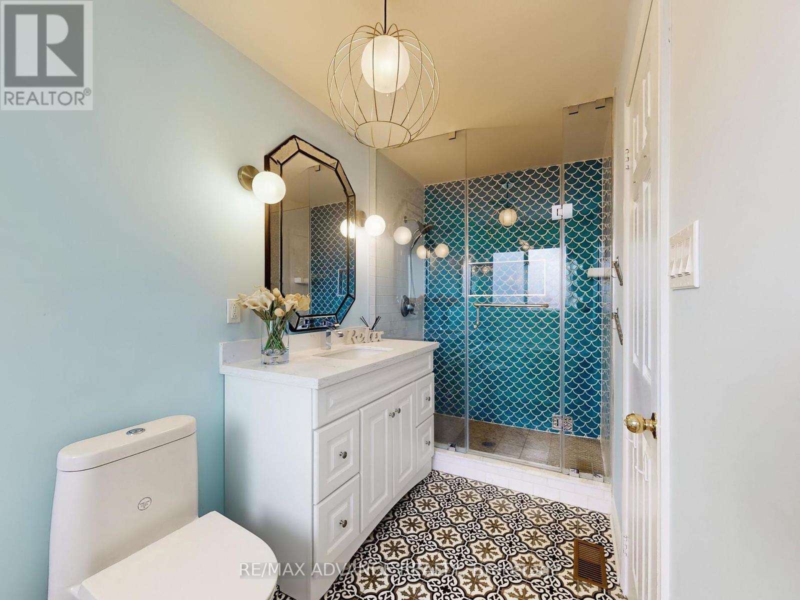 24 Martell Gate, Aurora, Ontario  L4G 0C4 - Photo 22 - N12676054