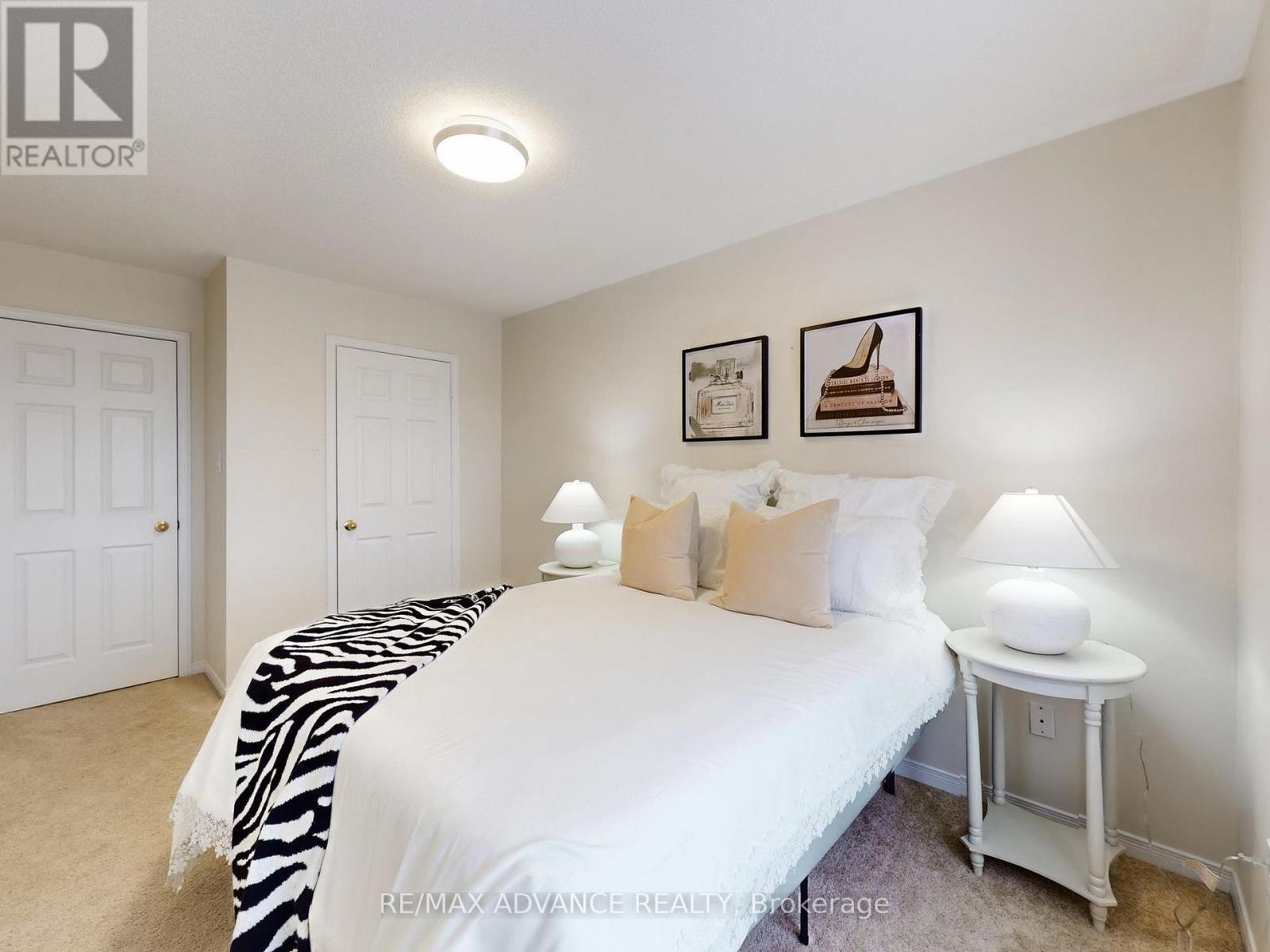 24 Martell Gate, Aurora, Ontario  L4G 0C4 - Photo 24 - N12676054