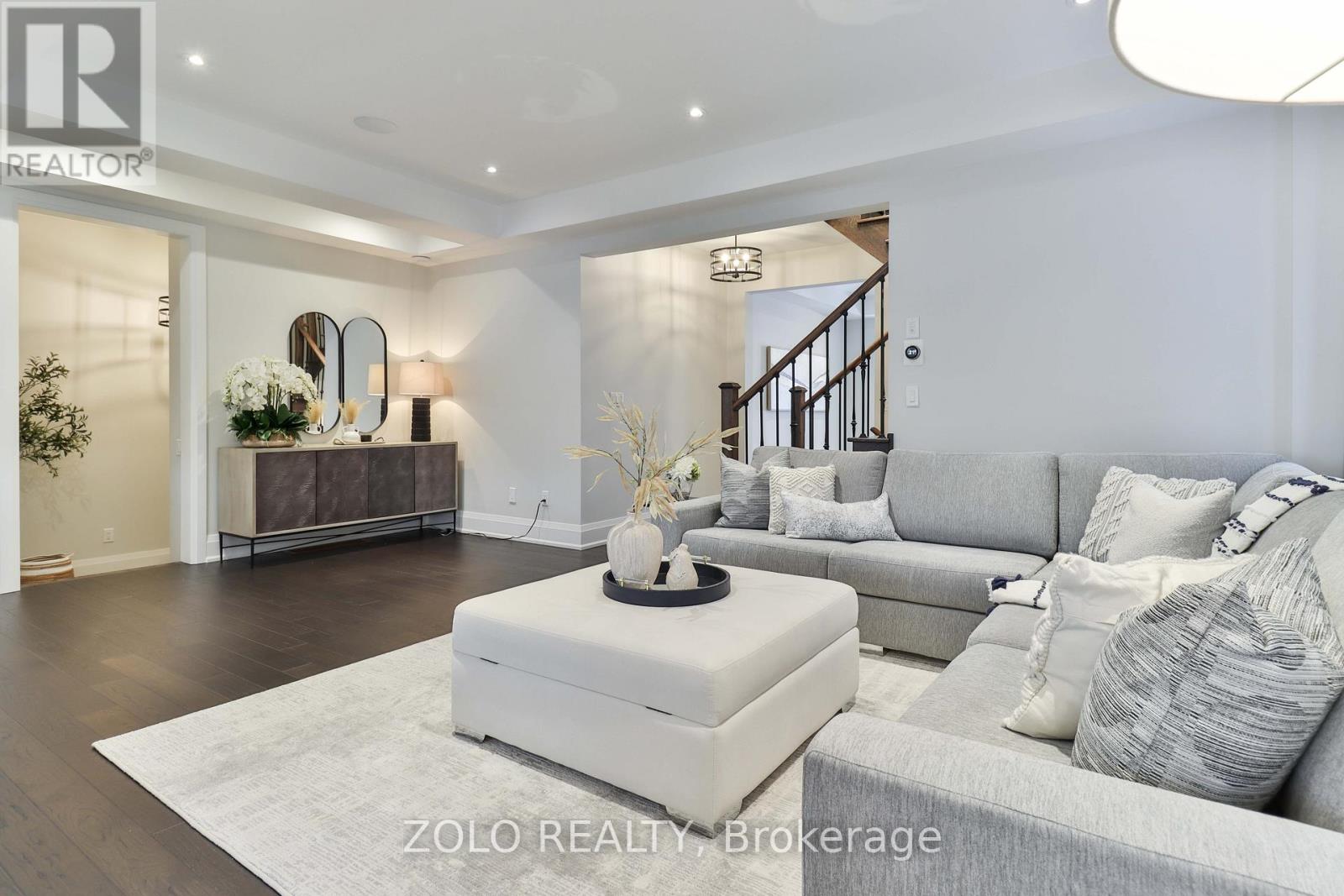 70 Stilton Avenue, Vaughan, Ontario  L4H 5B9 - Photo 10 - N12676060