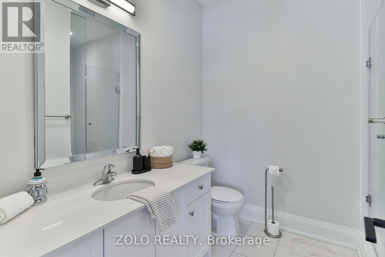 70 Stilton Avenue, Vaughan, Ontario  L4H 5B9 - Photo 27 - N12676060