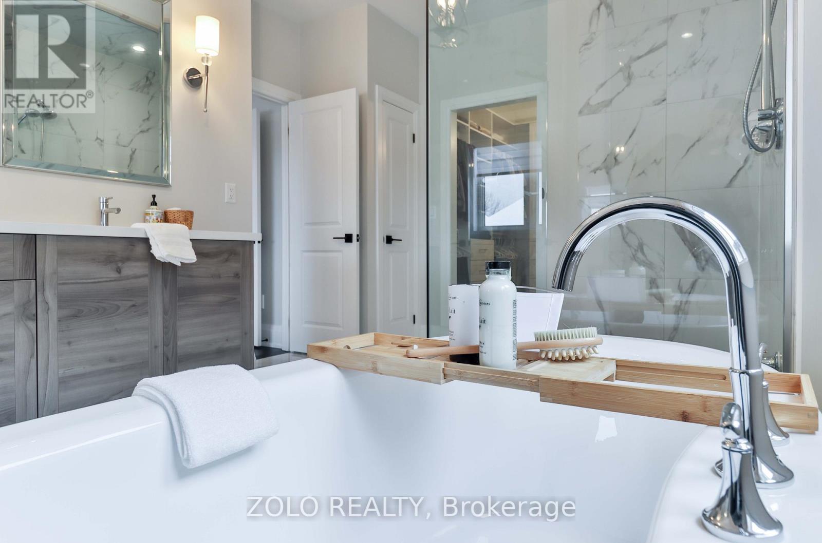 70 Stilton Avenue, Vaughan, Ontario  L4H 5B9 - Photo 49 - N12676060