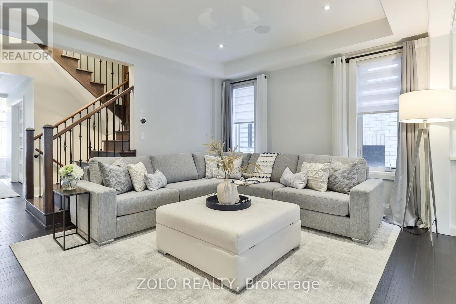 70 Stilton Avenue, Vaughan, Ontario  L4H 5B9 - Photo 9 - N12676060