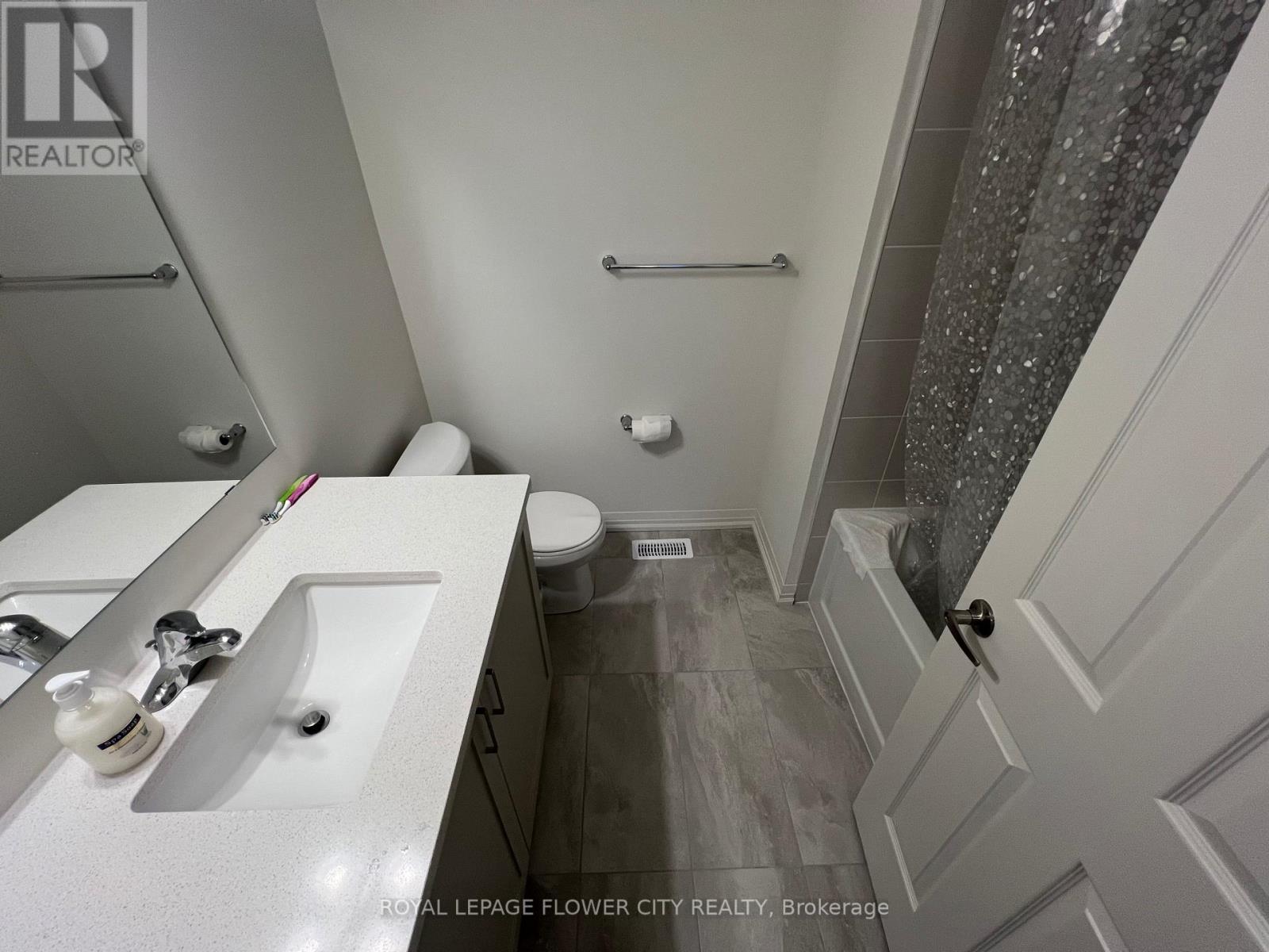 1 Mayapple Street, Adjala-Tosorontio, Ontario  L0G 1W0 - Photo 5 - N12676092