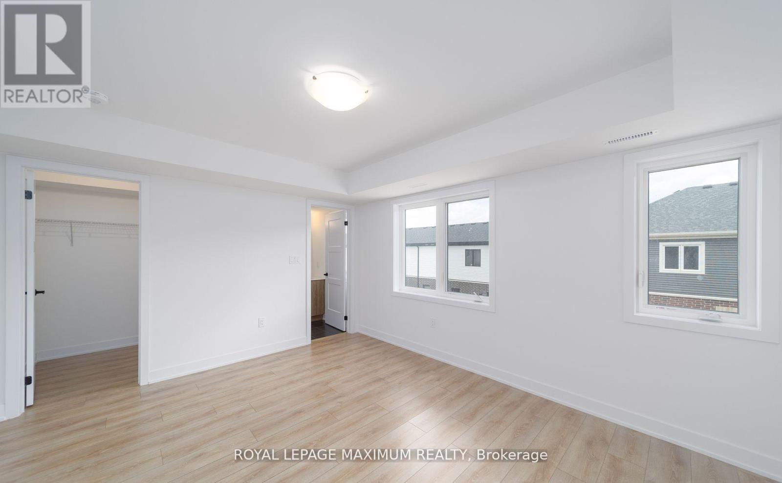 4 - 32 Wagon Lane, Barrie (Innis-Shore), Ontario  L9J 0C2 - Photo 10 - S12676172