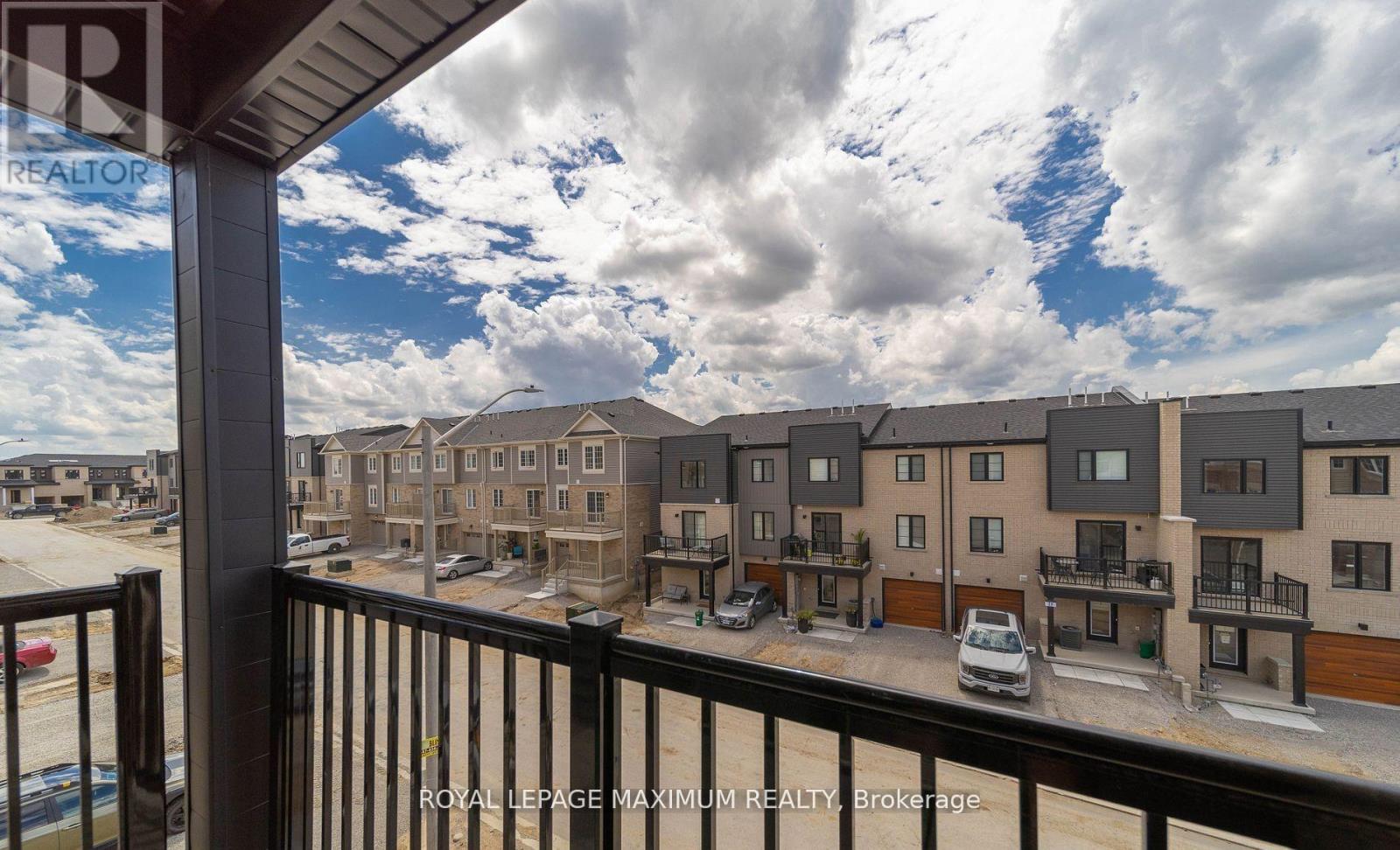 4 - 32 Wagon Lane, Barrie (Innis-Shore), Ontario  L9J 0C2 - Photo 9 - S12676172