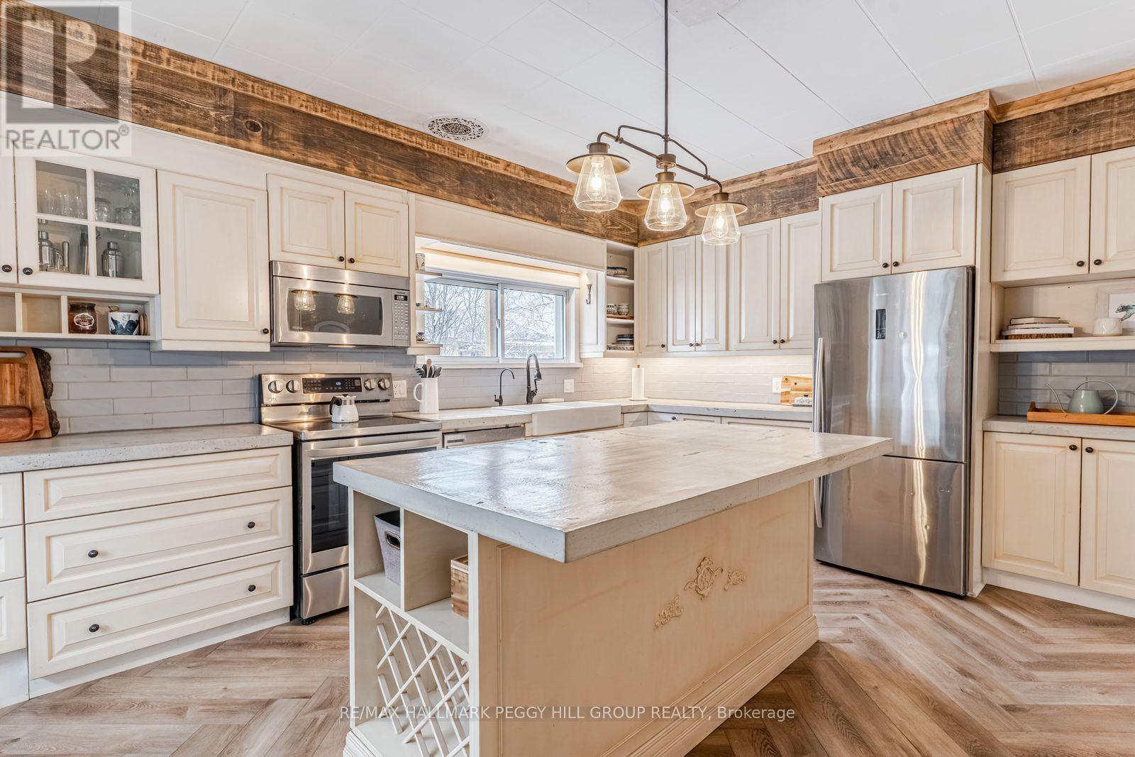 7196 26 Highway, Clearview (Stayner), Ontario  L0M 1S0 - Photo 5 - S12676220