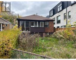 471 VAUGHAN ROAD, Toronto, Ontario