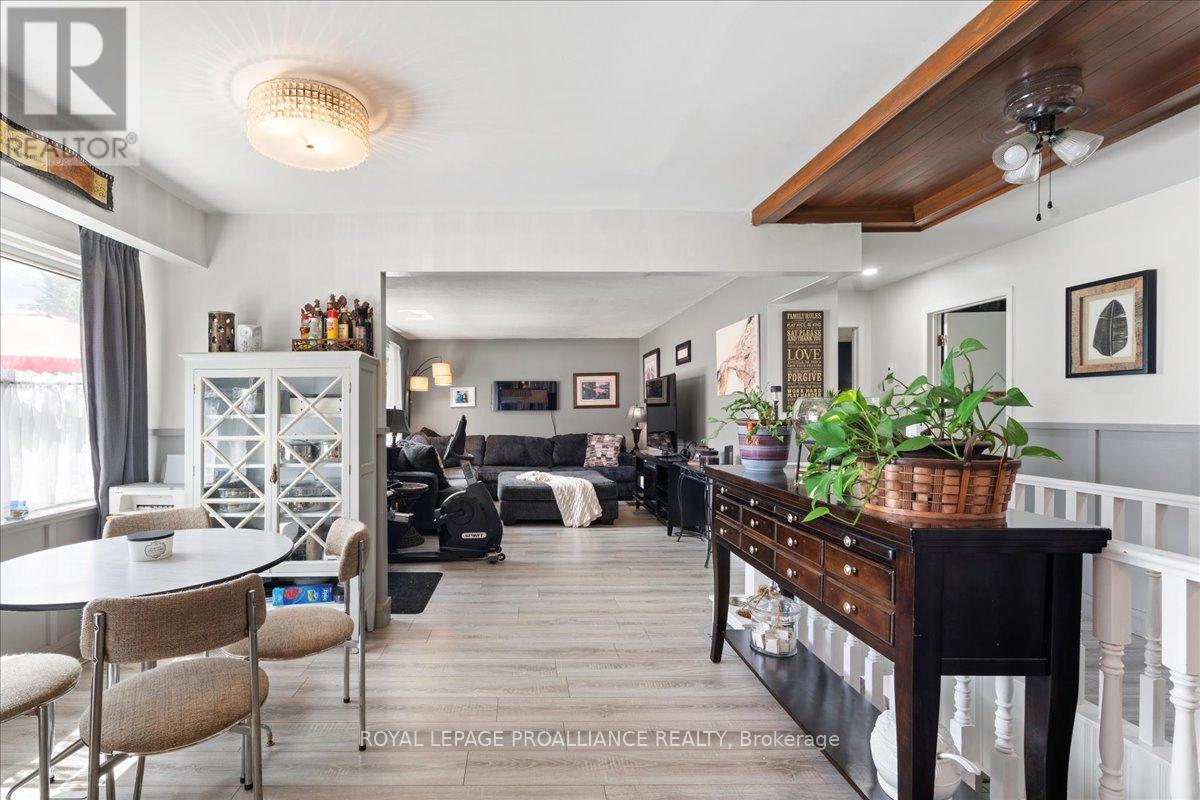 1023 Jewel Road, North Frontenac, Ontario  K0H 1K0 - Photo 10 - X12673694