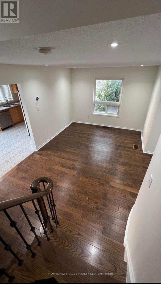 Upper - 97 Crown Victoria Drive, Brampton, Ontario  L7A 3X6 - Photo 2 - W12675958