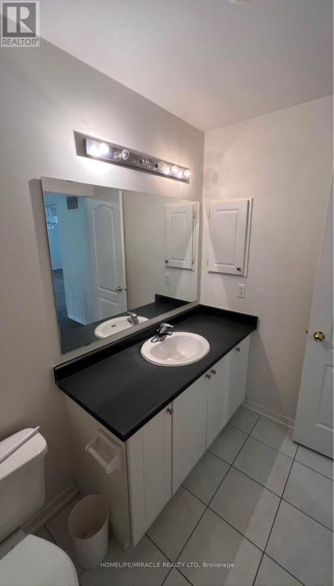 Upper - 97 Crown Victoria Drive, Brampton, Ontario  L7A 3X6 - Photo 4 - W12675958