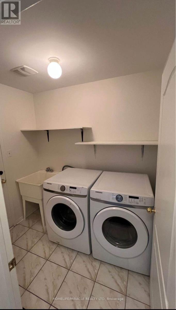 Upper - 97 Crown Victoria Drive, Brampton, Ontario  L7A 3X6 - Photo 5 - W12675958