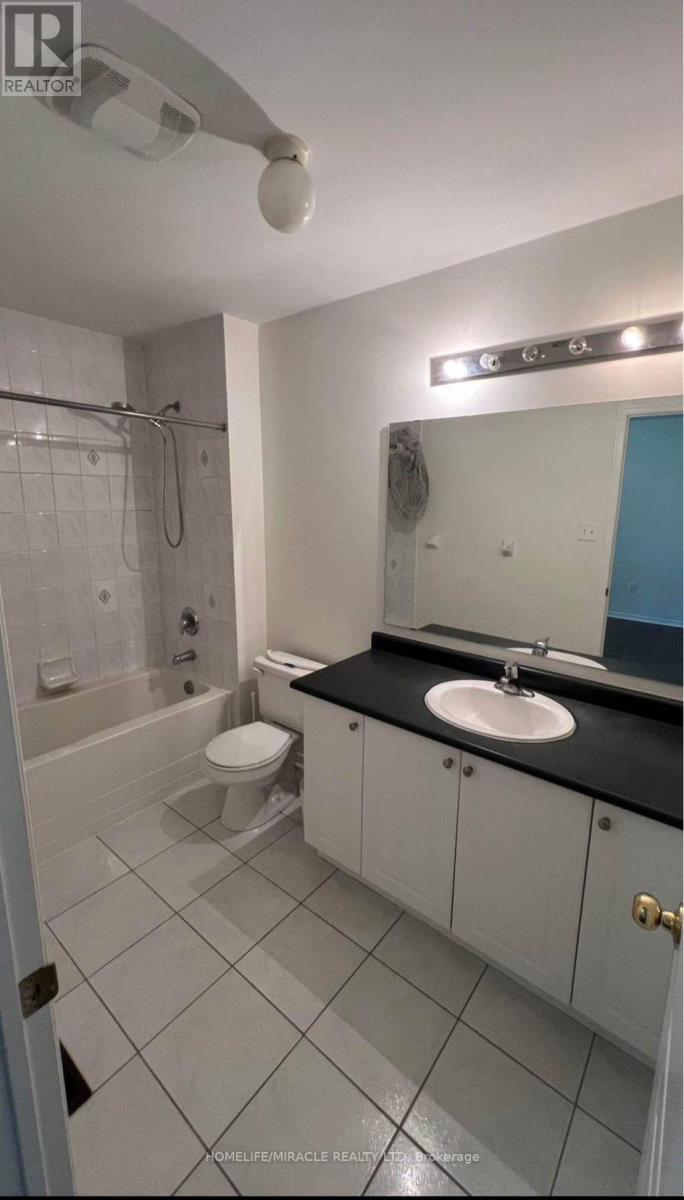 Upper - 97 Crown Victoria Drive, Brampton, Ontario  L7A 3X6 - Photo 6 - W12675958