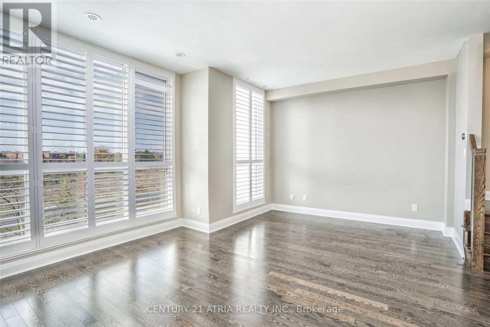 6 - 110 Little Creek Road, Mississauga, Ontario  L5R 0E9 - Photo 7 - W12675962