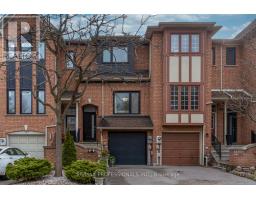 105 HARBOURVIEW CRESCENT, Toronto, Ontario