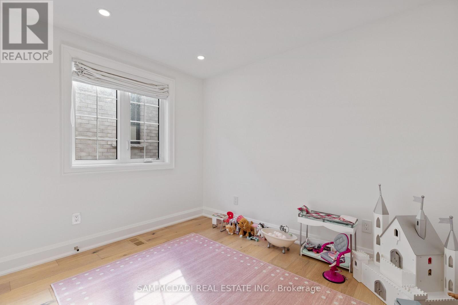 4 Iroquois Avenue, Mississauga, Ontario  L5G 1M6 - Photo 27 - W12675992