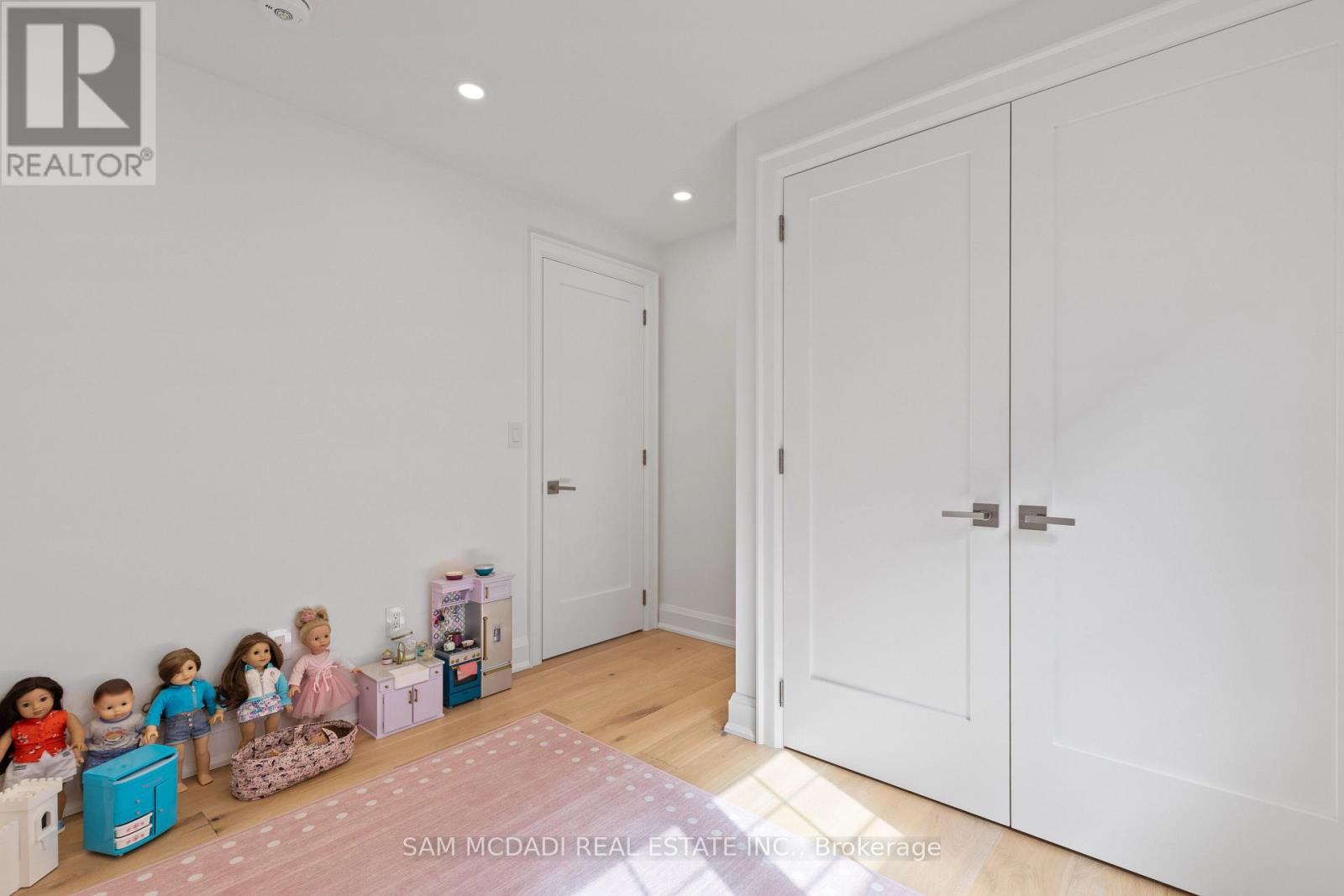 4 Iroquois Avenue, Mississauga, Ontario  L5G 1M6 - Photo 28 - W12675992