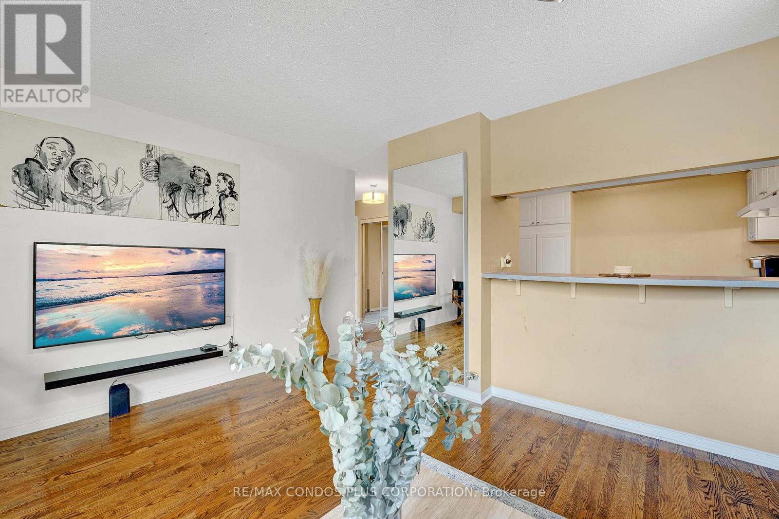 302 - 190 Manitoba Street, Toronto, Ontario  M8Y 3Y8 - Photo 10 - W12676028