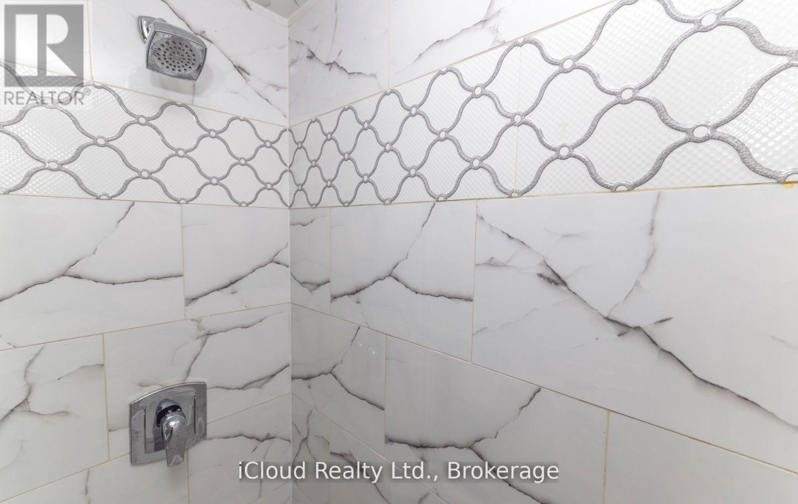 170 Clarence Street, Brampton, Ontario  L6W 1S9 - Photo 18 - W12676062