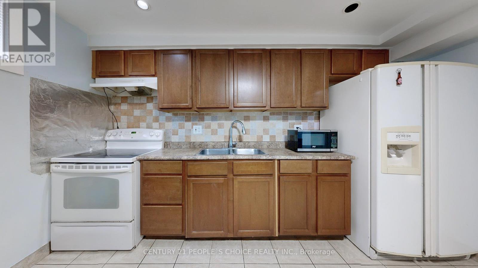 2864 Weston Road, Toronto, Ontario  M9M 2S3 - Photo 38 - W12676064