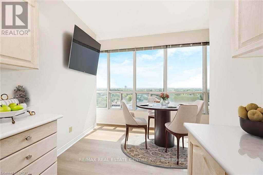 Ss01 - 100 Millside Drive, Milton, Ontario  L9T 5E2 - Photo 25 - W12676070