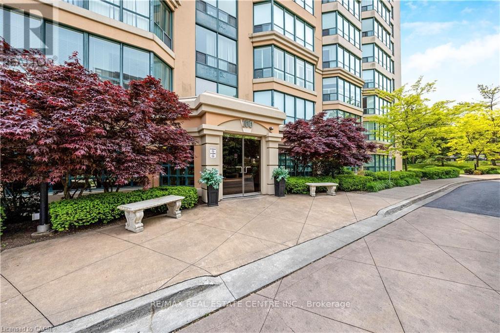 Ss01 - 100 Millside Drive, Milton, Ontario  L9T 5E2 - Photo 3 - W12676070