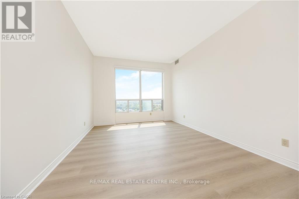 Ss01 - 100 Millside Drive, Milton, Ontario  L9T 5E2 - Photo 34 - W12676070