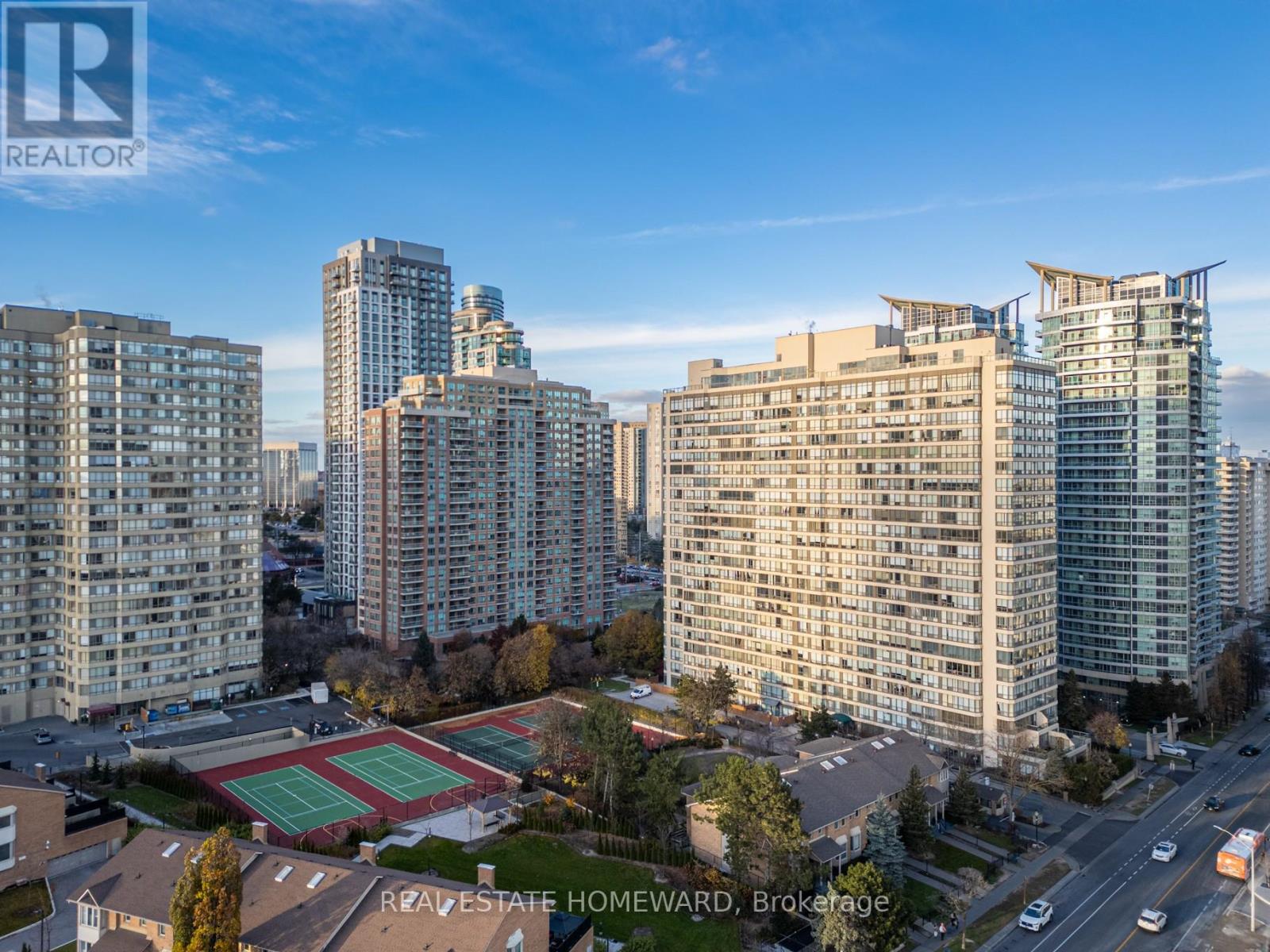 1001 - 55 Elm Drive W, Mississauga, Ontario  L5B 3Z3 - Photo 14 - W12676072