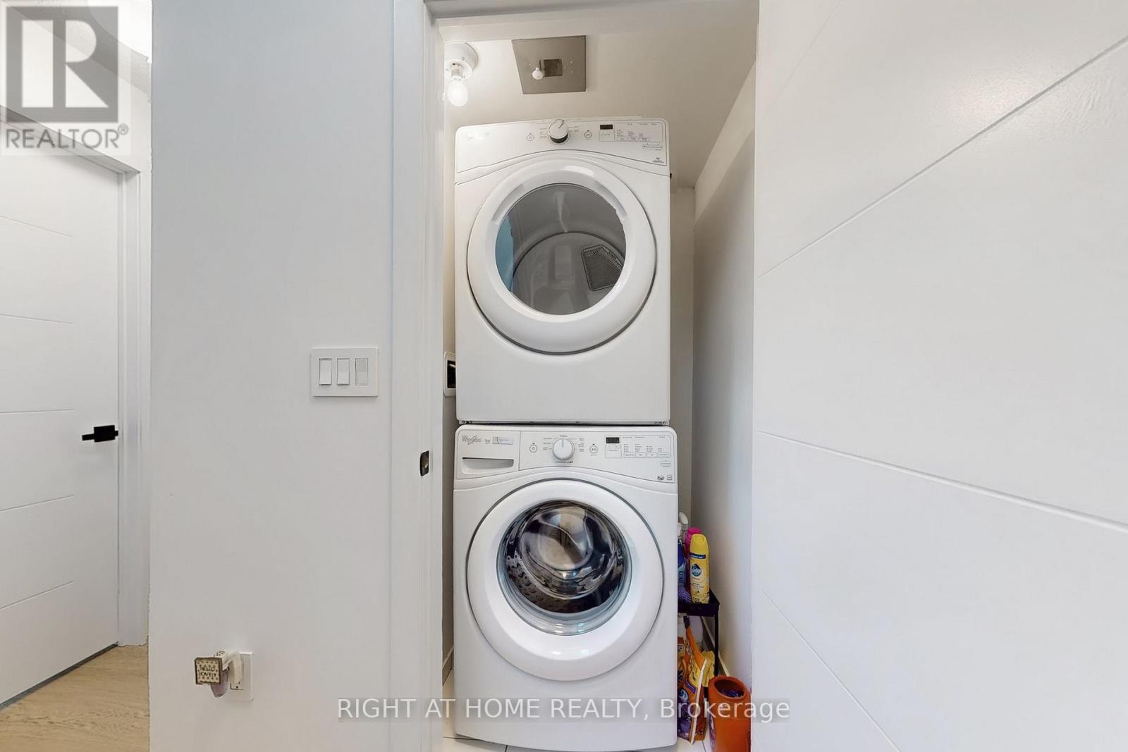 710 - 138 Widdicombe Hill Boulevard, Toronto, Ontario  M9R 4A6 - Photo 19 - W12676110