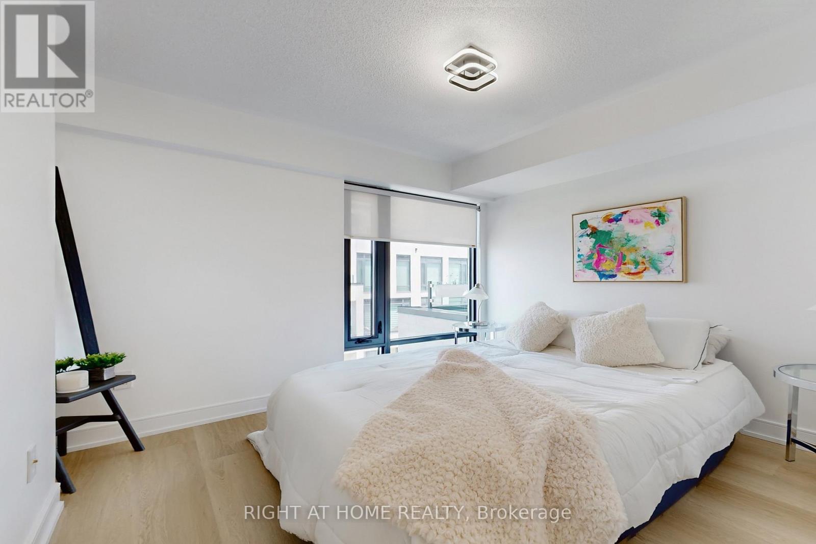 710 - 138 Widdicombe Hill Boulevard, Toronto, Ontario  M9R 4A6 - Photo 21 - W12676110