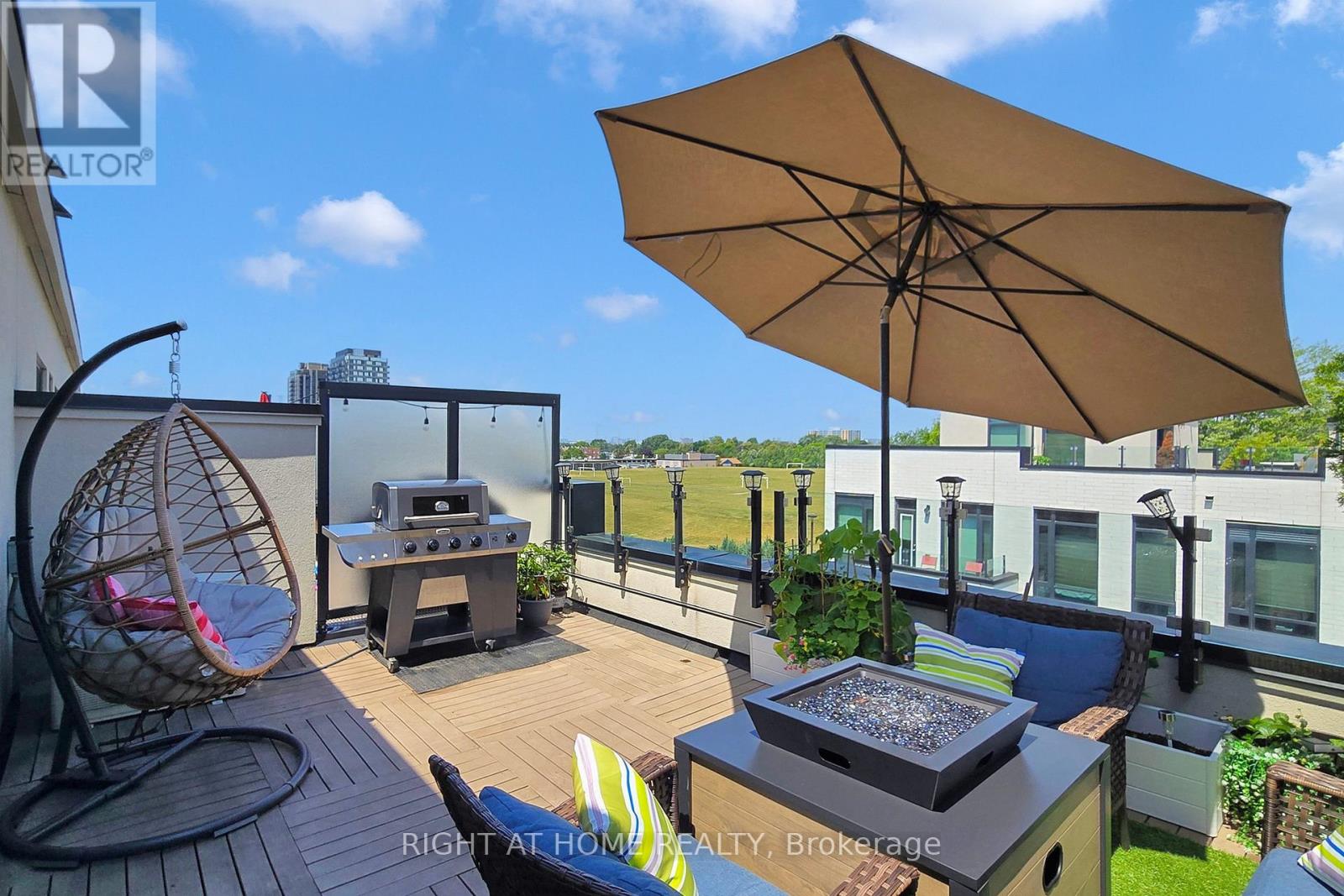 710 - 138 Widdicombe Hill Boulevard, Toronto, Ontario  M9R 4A6 - Photo 32 - W12676110