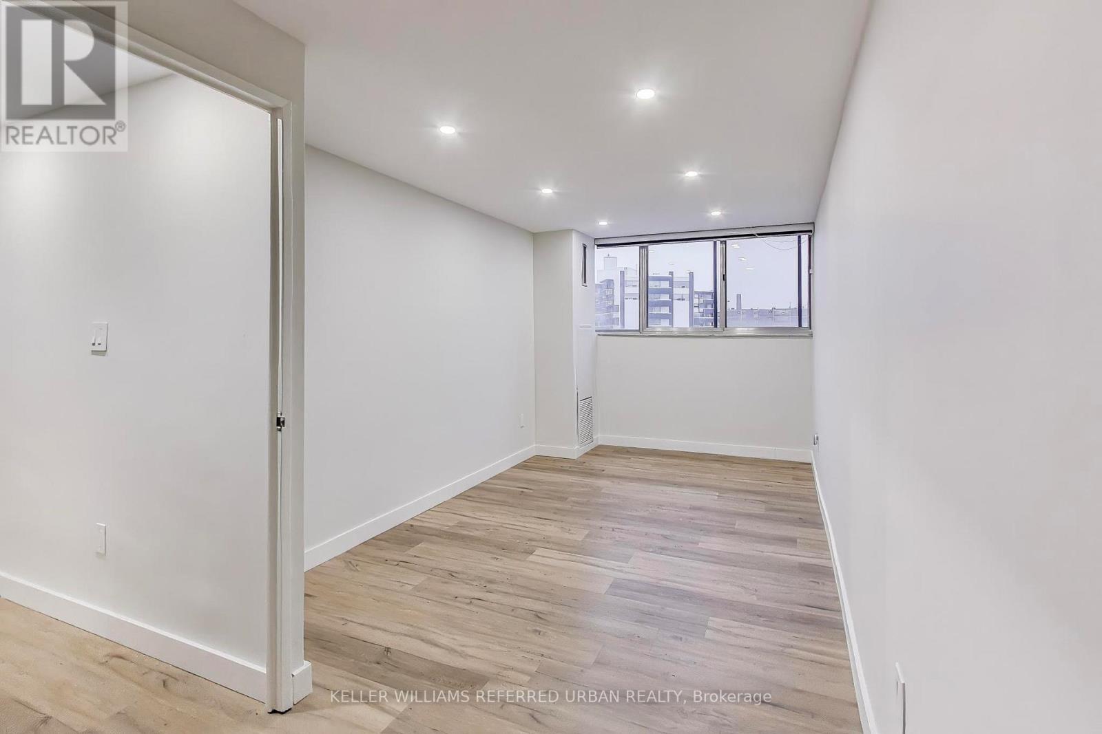 1215 - 11 Wincott Drive, Toronto, Ontario  M9R 2R9 - Photo 11 - W12676140