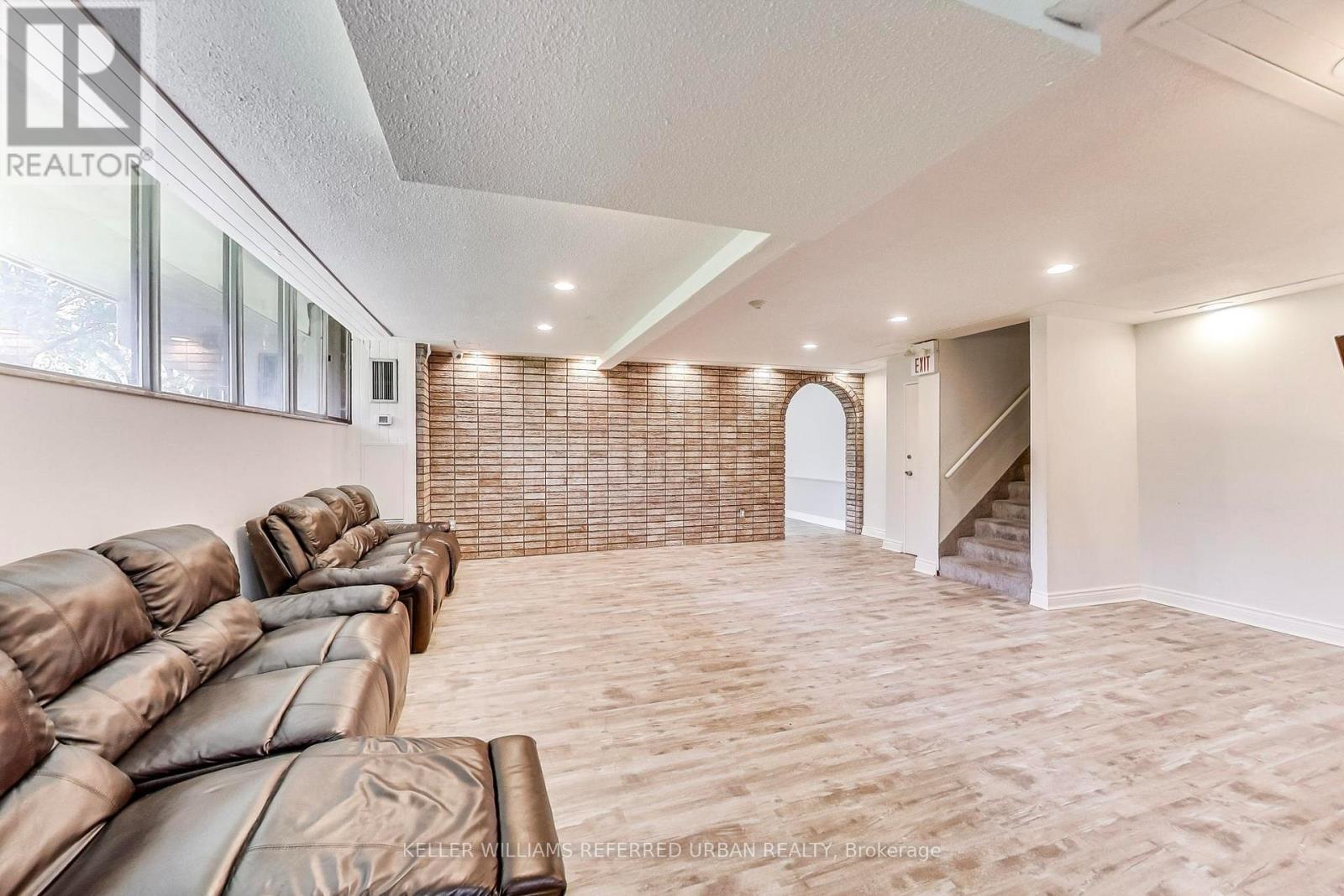 1215 - 11 Wincott Drive, Toronto, Ontario  M9R 2R9 - Photo 23 - W12676140