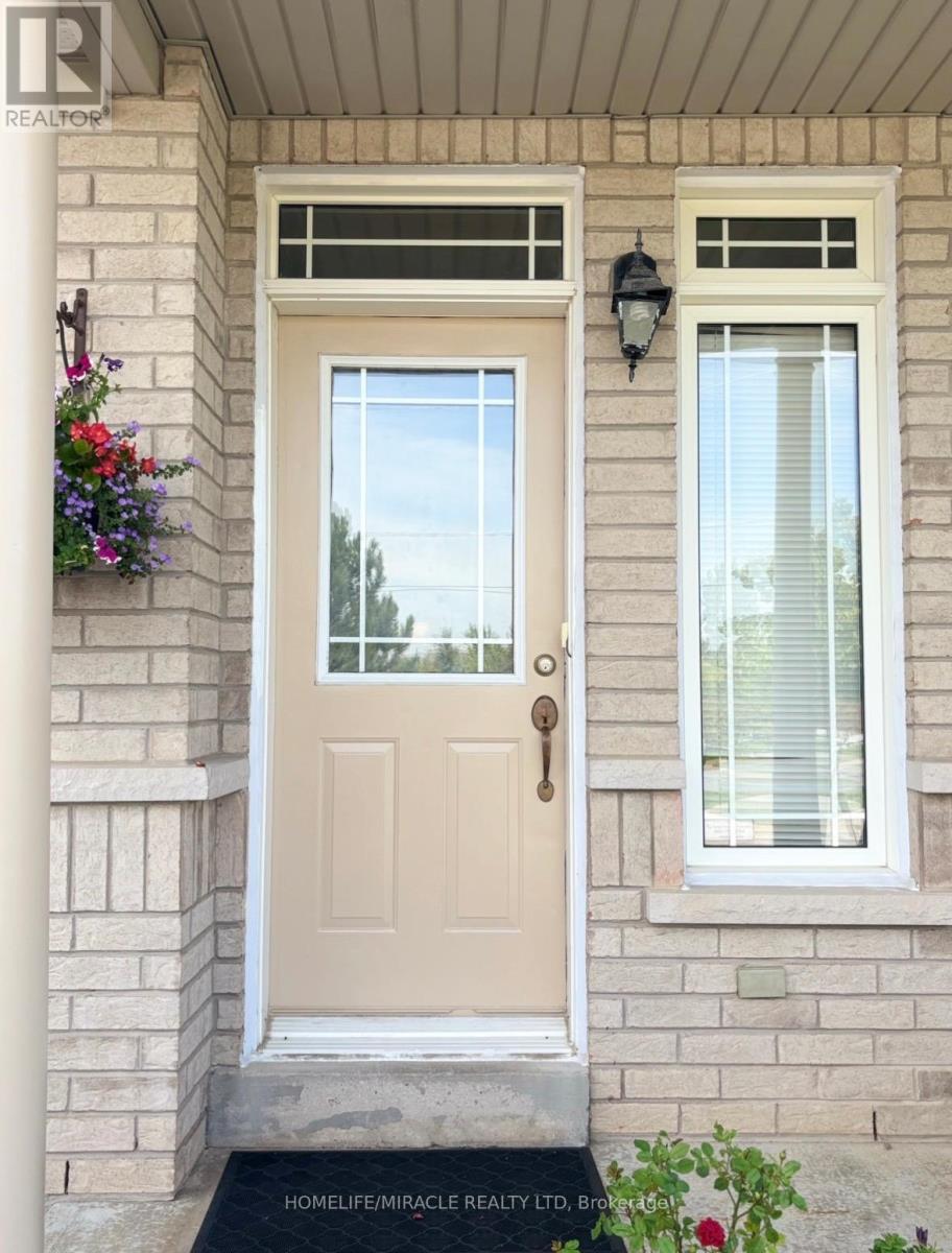 21 Percy Gate, Brampton, Ontario  L7A 3S1 - Photo 3 - W12676148