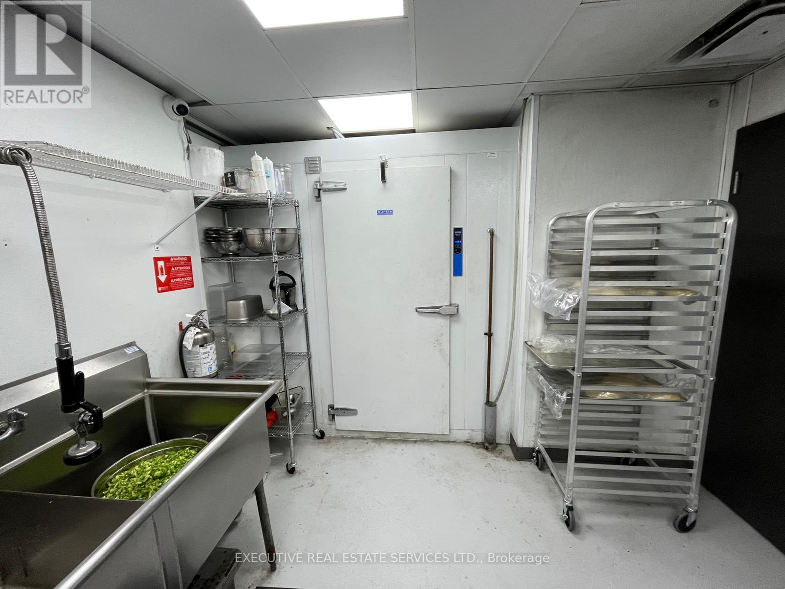 1 - 50 Sky Harbour Drive, Brampton, Ontario  L6Y 6B8 - Photo 12 - W12676158