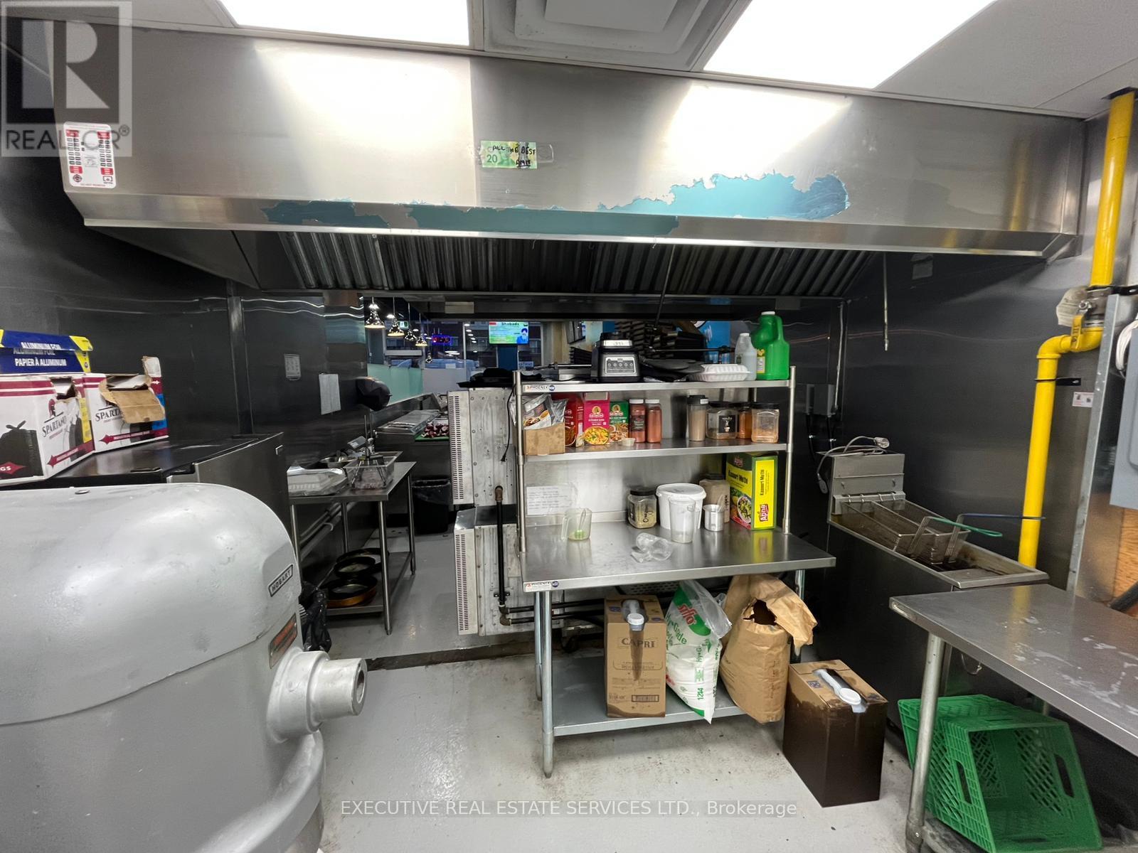 1 - 50 Sky Harbour Drive, Brampton, Ontario  L6Y 6B8 - Photo 14 - W12676158