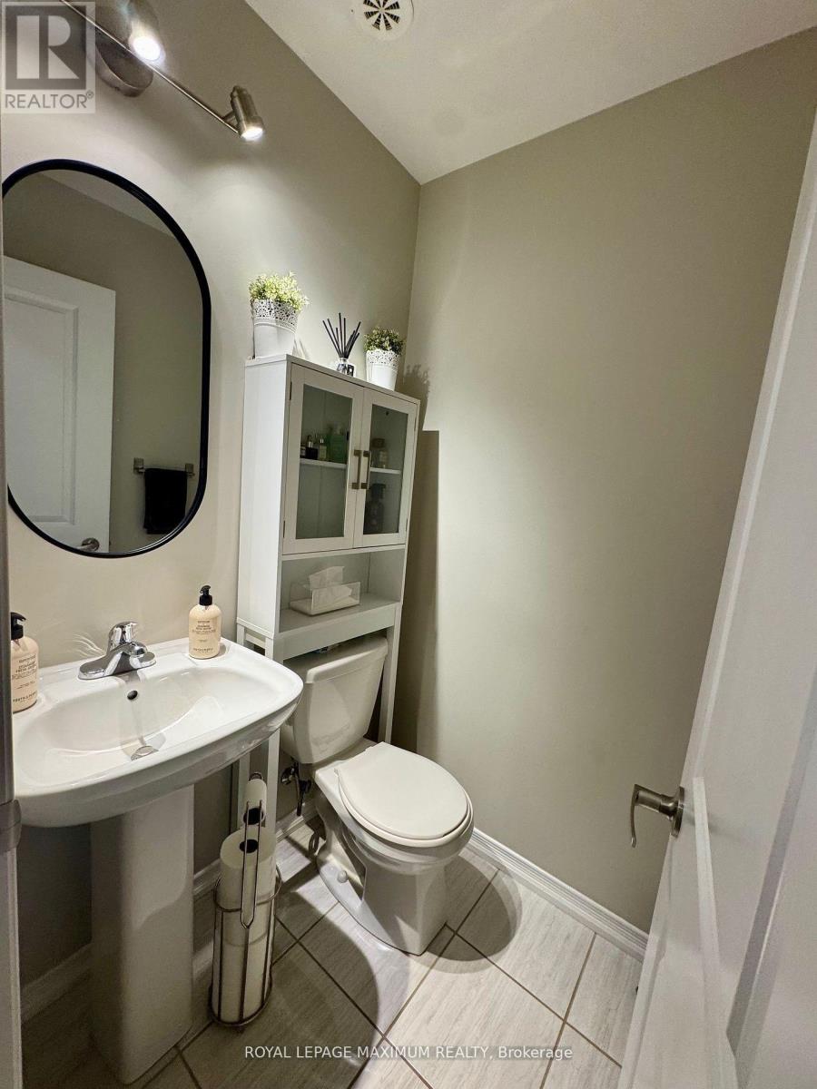 92 - 30 Fieldway Road, Toronto, Ontario  M8Z 0E3 - Photo 10 - W12676186