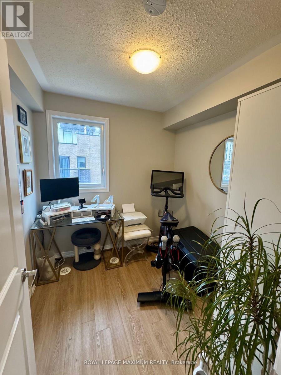 92 - 30 Fieldway Road, Toronto, Ontario  M8Z 0E3 - Photo 15 - W12676186