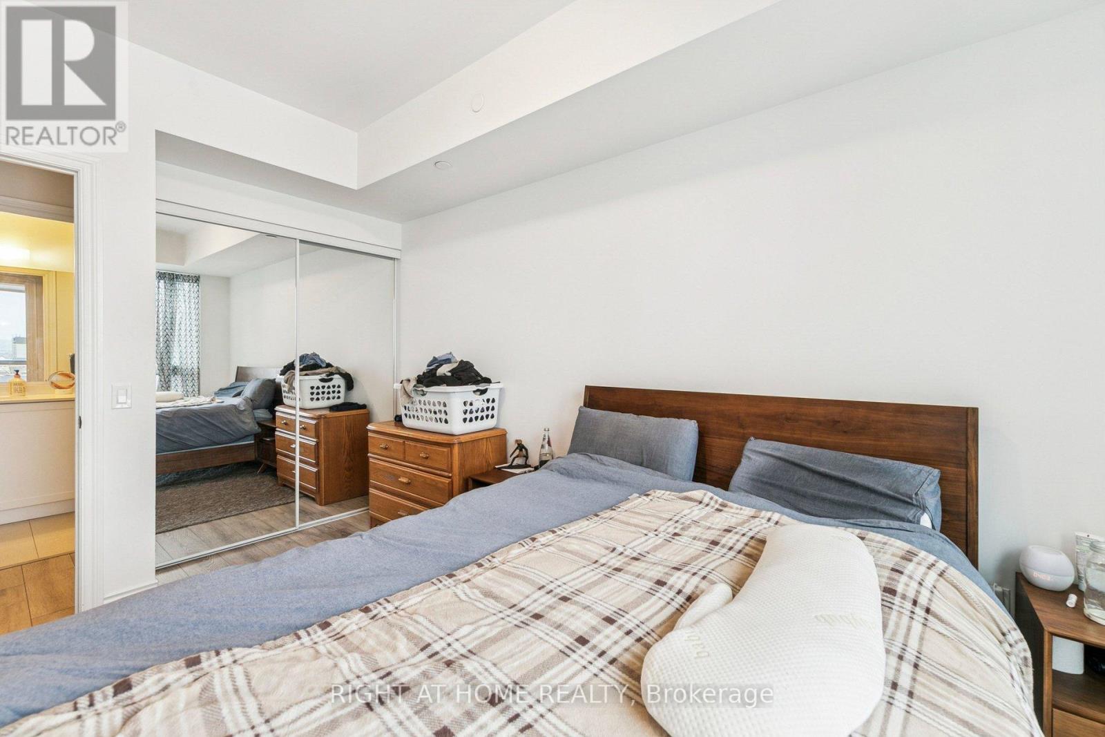 501 - 1050 Main St Estates E, Milton, Ontario  L9T 9M3 - Photo 10 - W12676232