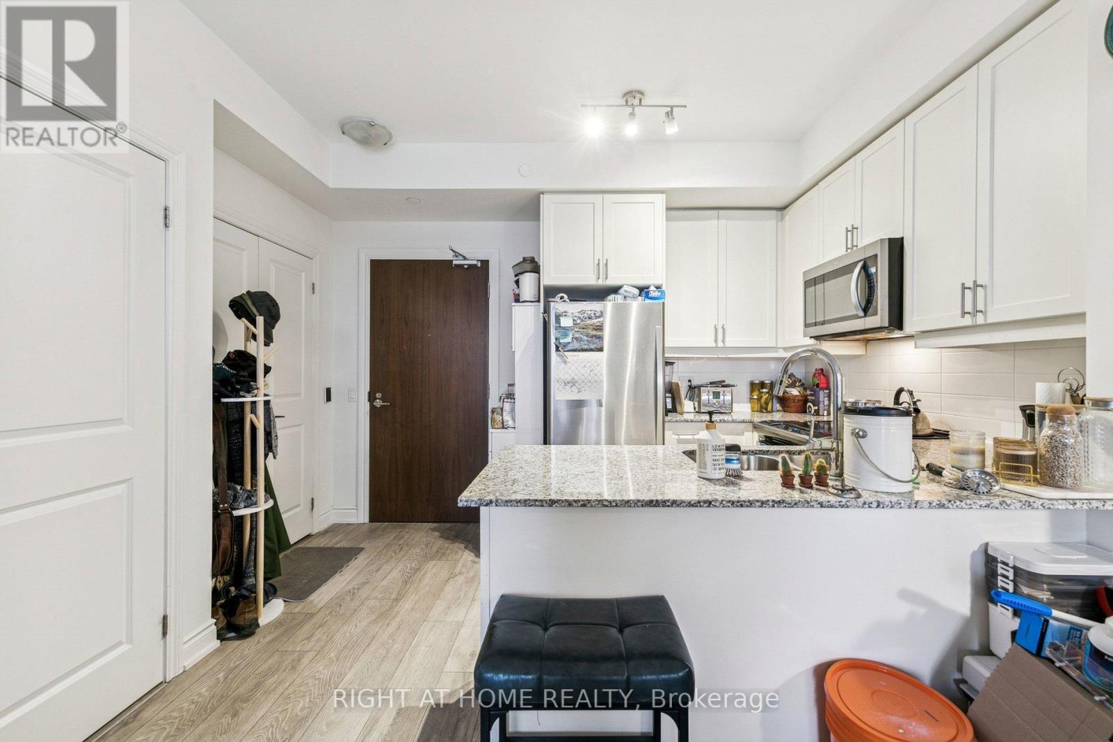 501 - 1050 Main Street E, Milton, Ontario  L9T 9M3 - Photo 14 - W12676234