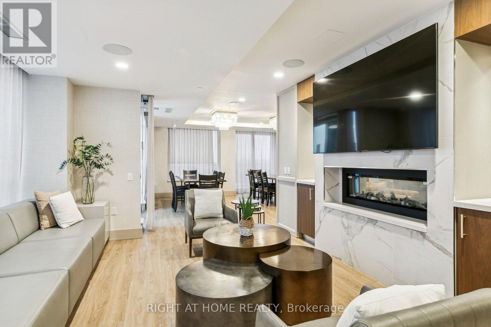 501 - 1050 Main Street E, Milton, Ontario  L9T 9M3 - Photo 31 - W12676234