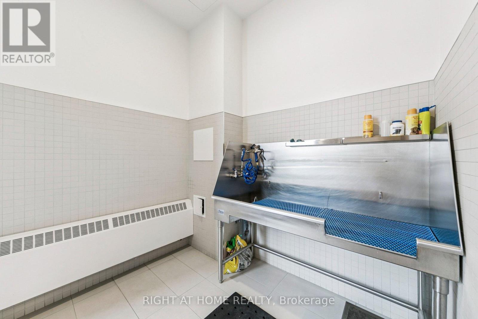 501 - 1050 Main Street E, Milton, Ontario  L9T 9M3 - Photo 35 - W12676234