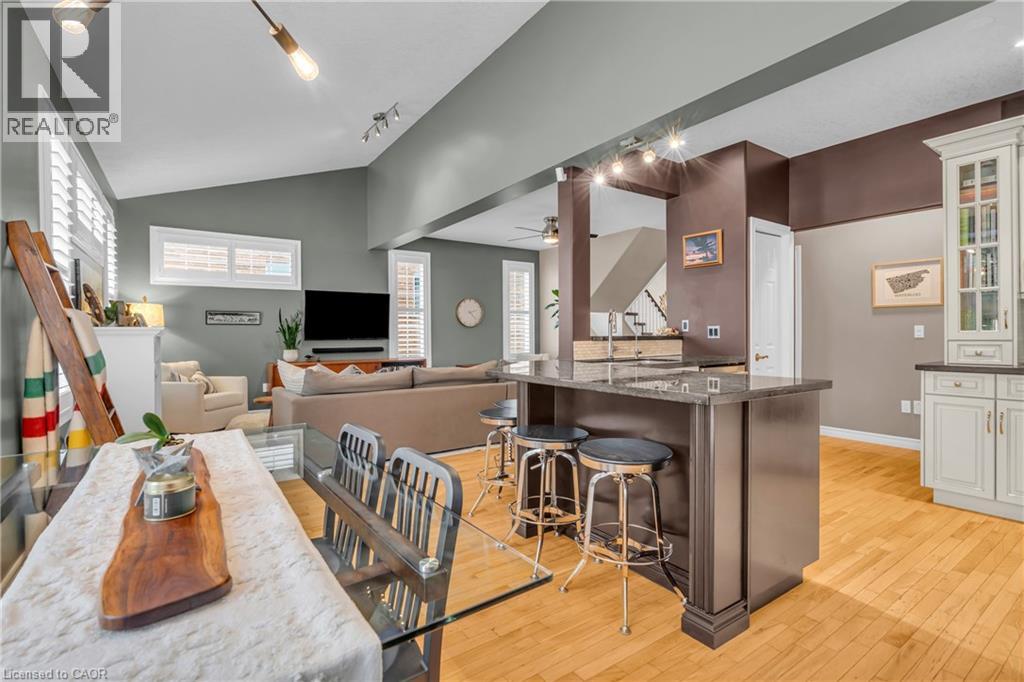 610 Rock Point Crescent, Waterloo, Ontario  N2V 2K3 - Photo 11 - 40795409