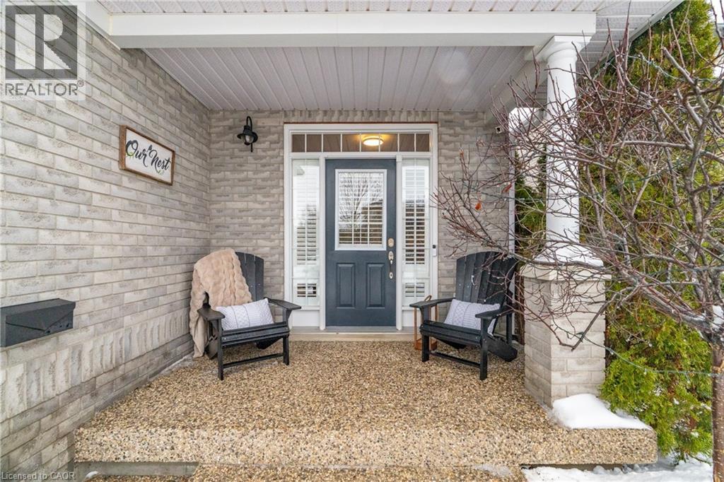 610 Rock Point Crescent, Waterloo, Ontario  N2V 2K3 - Photo 3 - 40795409