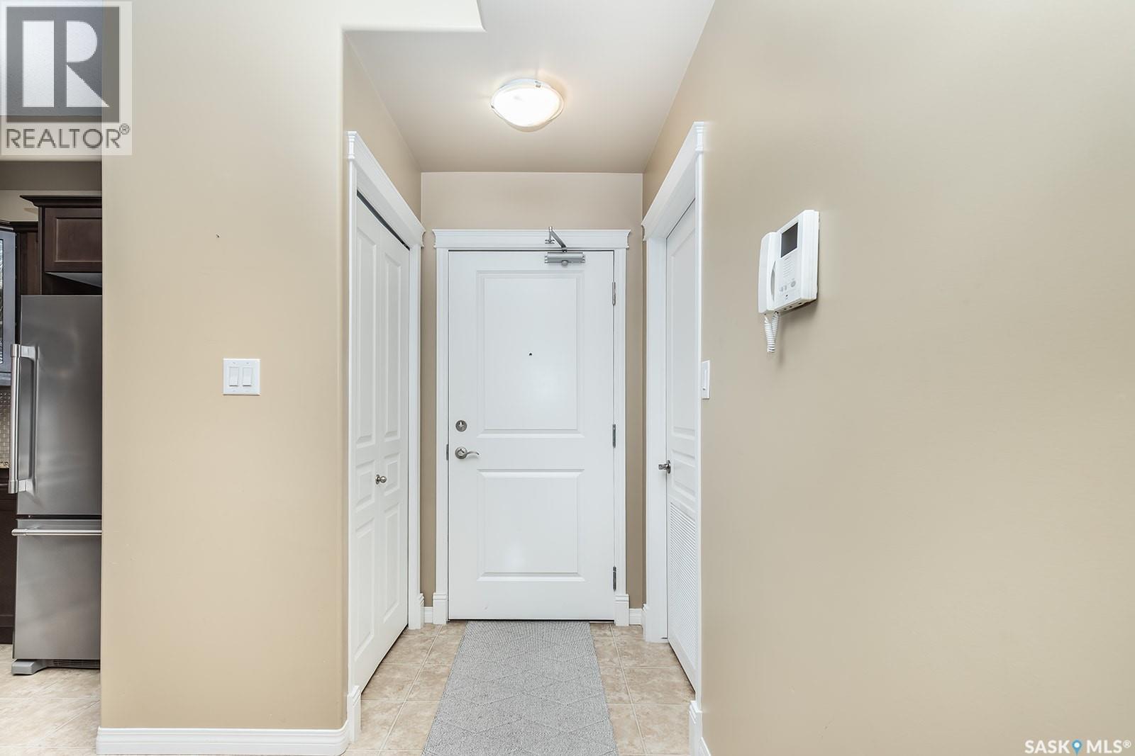 104 918 Heritage View, Saskatoon, Saskatchewan  S7H 1X3 - Photo 5 - SK026406