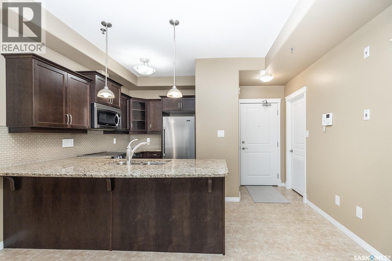 104 918 Heritage View, Saskatoon, Saskatchewan  S7H 1X3 - Photo 6 - SK026406