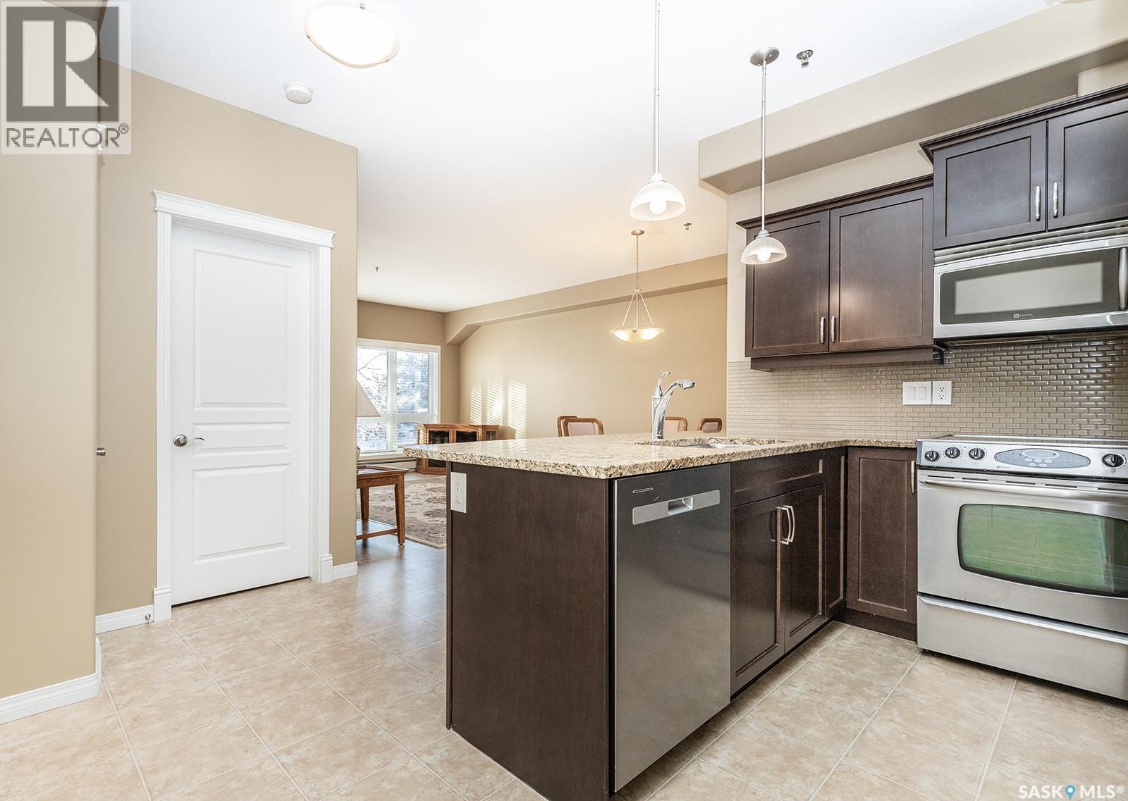 104 918 Heritage View, Saskatoon, Saskatchewan  S7H 1X3 - Photo 8 - SK026406