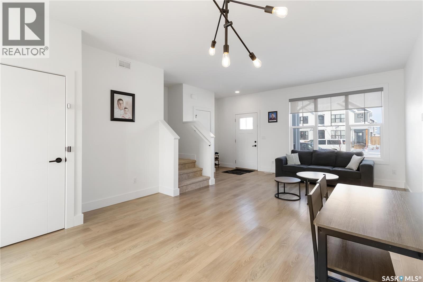 120 Rosewood Boulevard E, Saskatoon, Saskatchewan  S7V 0Y9 - Photo 3 - SK026392