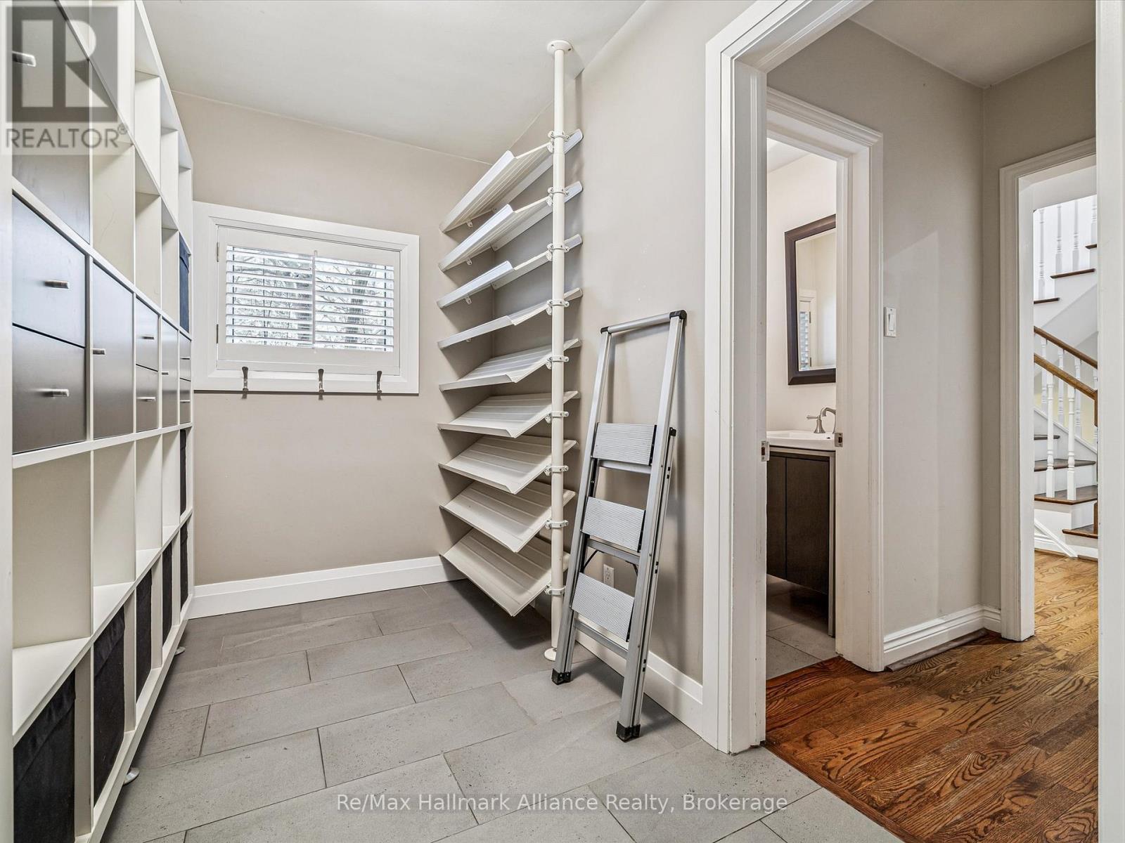 1188 Carey Road, Oakville, Ontario  L6J 2E4 - Photo 14 - W12671708