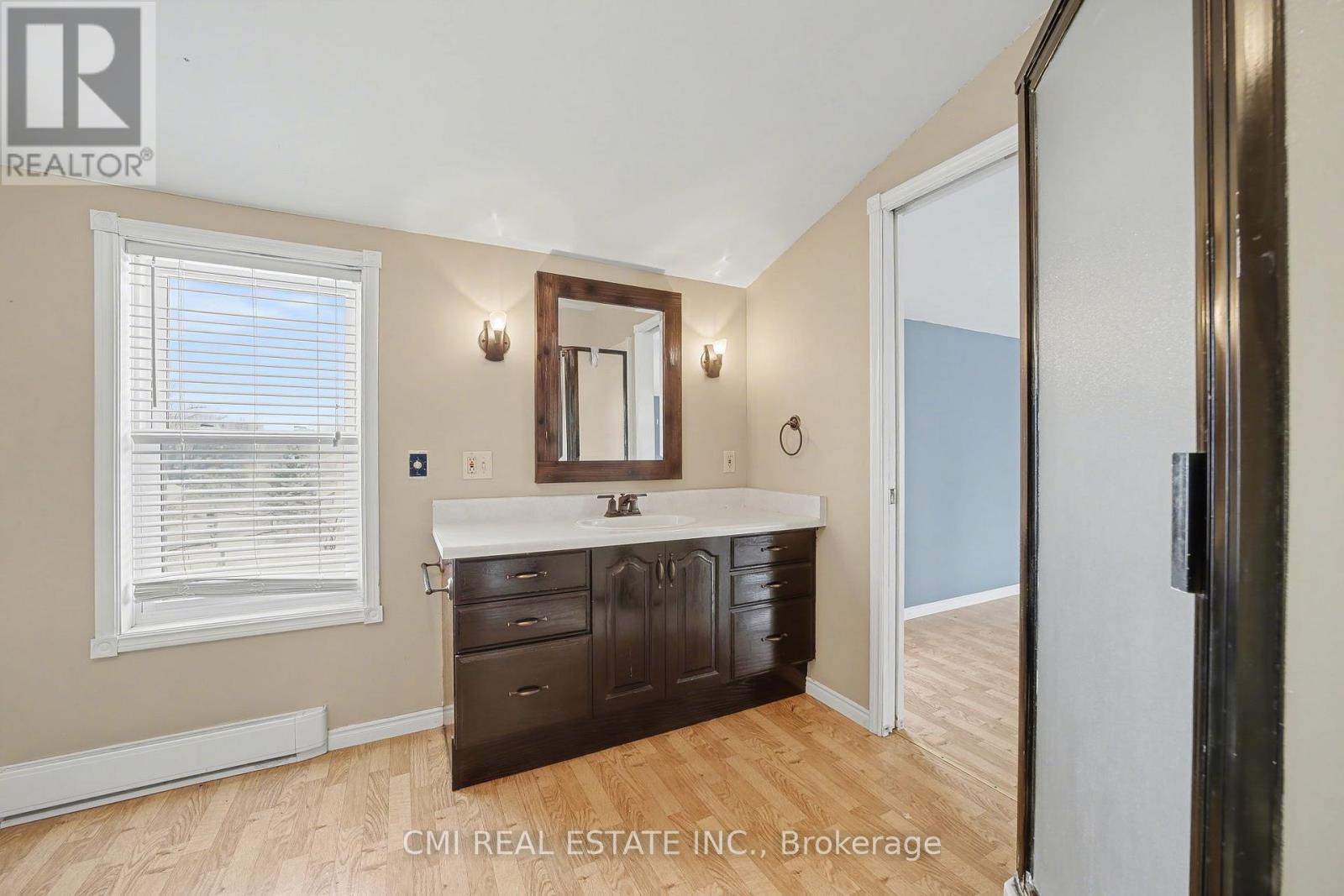 76 Main Street E, Mapleton, Ontario  N0G 1P0 - Photo 28 - X12676048